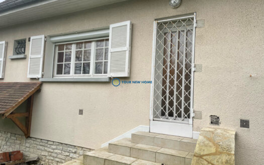 BELLLE VILLA A BOISSISE LE ROI -77310