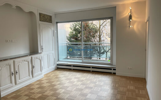 APPARTEMENT AVEC 2 CHAMBRES NEUILLY LES SABLONS