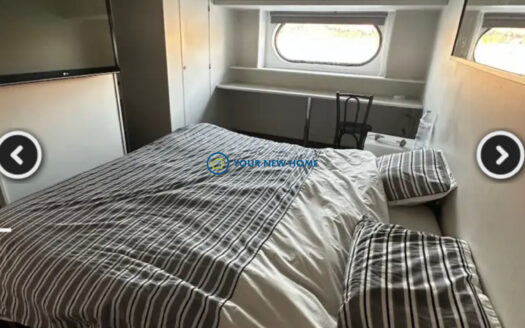 À LOUER UN BEL APPARTEMENT AVEC 3 CHAMBRES SUR UNE PENICHE A BOULOGNE BILLANCOURT  LOGEMENT ATYPIQUE D’EXCEPTION AVEC UNE MAGNIFIQUE VUE AVEC UNE TERRASSE DE 15 M2